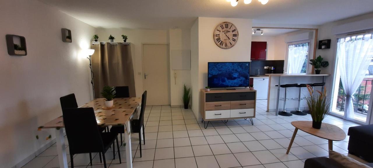 Ferienwohnung T3 Entierement Renove - 5 Couchages Lourdes Exterior foto